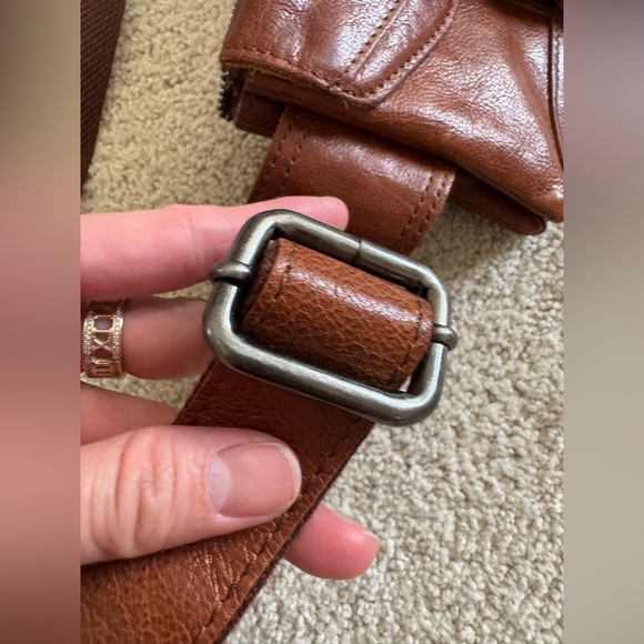 Spikes & Sparrow Brown Leather Crossb ody Waist Fanny Travel Boho Bag - Picture 9 of 10